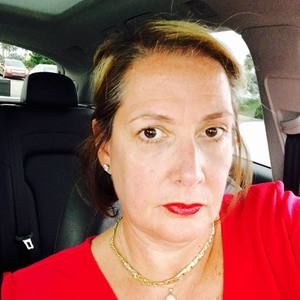 Meet your Posher, Corinne